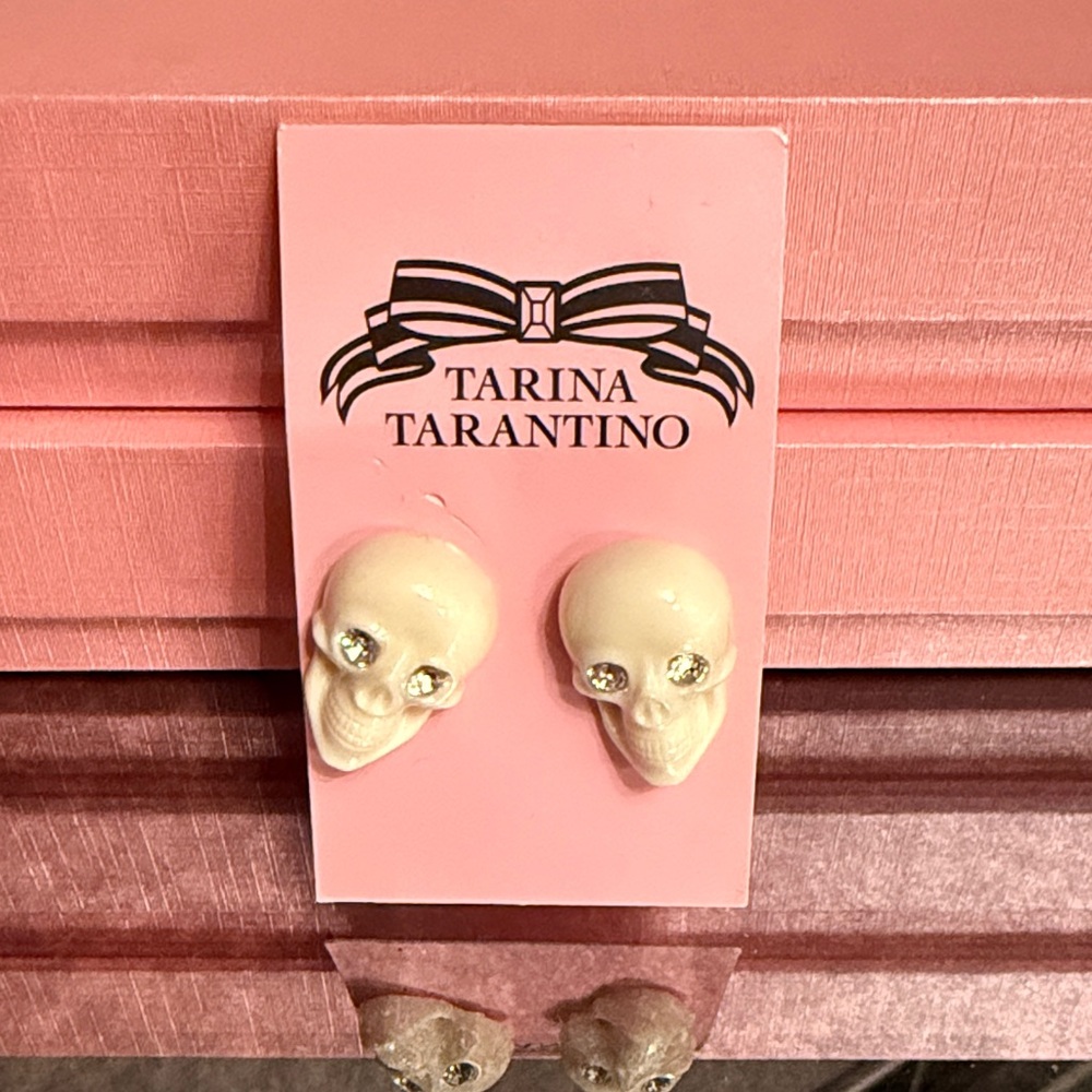 Tarina Tarantino Cream Skull Earrings with Sparkling Eyes